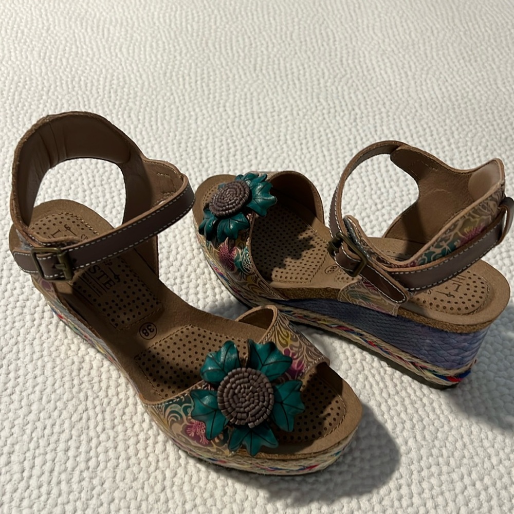 Spring Step L’ARTISTE ladies shoes.